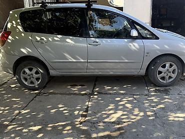 8 4: Toyota Corolla Verso: 2003 г., 1.6 л, Механика, Бензин, Минивэн — 4