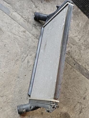 Радиаторы: Интеркулер VW Passat B6 05-09, VW Passat B7 10-, VW Passat B7 10-14 — 19