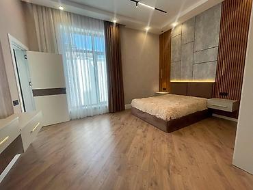 Həyət evləri və villaların satışı: Satılır 5 otaqlı həyət evi/bağ evi 270 m², Mərdəkan q. Kateqoriya — 8