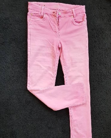 louis vuitton pantalone sa etiketom: Roze pantalone
Imaju elastina, jako udobne