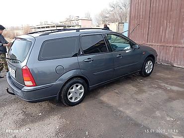 Ford: Ford Focus: 2004 г., 1.6 л, Механика, Бензин, Универсал — 4