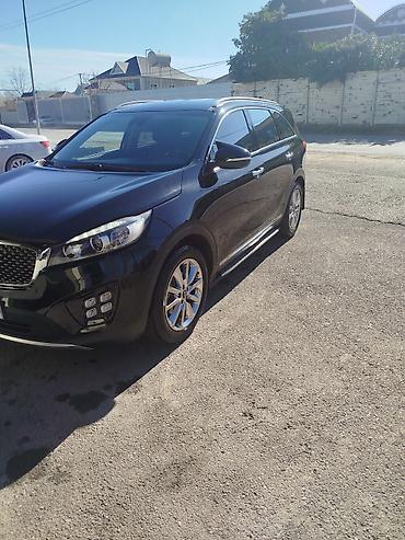 Kia: Kia Sorento: 2 l | 2015 il Sedan — 4