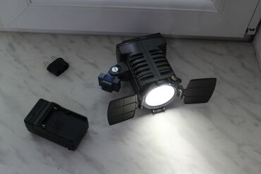 ucuz video kamera: Kamera üçün prajekdor çox səliqəli az istifadə olunub ideal