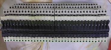 disi quzu: Mitsubishi PLC – FX1S-20MR (quraşdırılmış operator modulu ilə) — 2