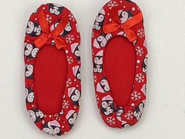 Slippers: Slippers 30, Used
