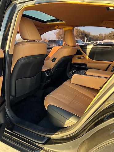 Lexus: Lexus ES: 2021 г., 2.5 л, Гибрид — 9