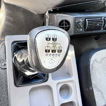 Уборочная техника: Китайская поливальная машина JAC Junling объемом 8 куб. см, двигатель — 5