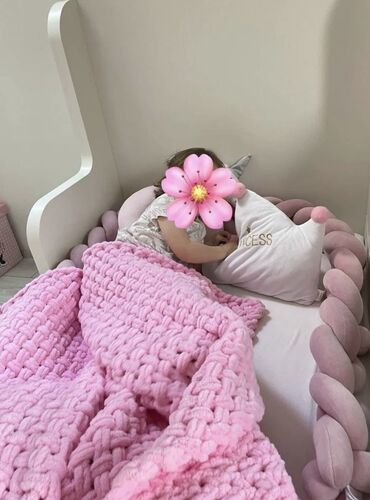 Uşaqlar üçün digər geyimlər: Uwaqlarin ustune ortmeye yumuwaq ve isti saxlayan yorqan✨el iwidir — 3