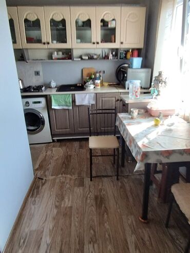 Uzunmüddətli kirayə mənzillər: Qobuda dörd otaqlı ev iki otaq bir kuxna hazır iki otaq təmirsiz qaz — 5