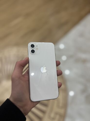 Apple iPhone: IPhone 11, 64 GB, Ağ, Simsiz şarj, Face ID