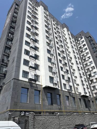 снять квартиру в частном секторе: 2 бөлмө, 83 кв. м, Элитка, 4 кабат, ПСО (өзү оңдоп түзөтүп бүтүү үчүн)