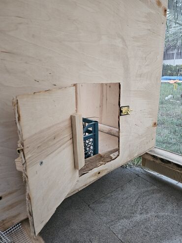 Yuvalar: Taxta toyuq daxması və açıq volyer - Material: möhkəm taxta karkas — 8