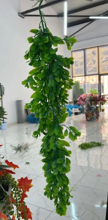 Süni güllər: Süni asma yaşıl bitki bəzəyi - Material: yüksək keyfiyyətli plastik — 20