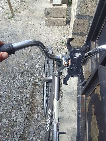 velosipet 28: 28 velo idyal veziyetde bukügü gude hecbir xer isdemir tekerler qabaq — 1