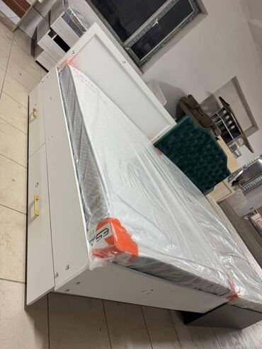 Двуспальные кровати: Двуспальные кровати — 10