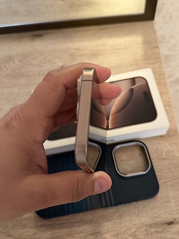 Apple iPhone: IPhone 16 Pro, 128 GB — 10