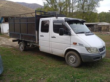 страшный машина: Легкий грузовик, Mercedes-Benz, Дубль, 3 т, Б/у