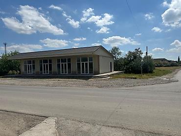 İcarəyə mağazalar: 🏢 200 kvm, yeni tikili mağaza 📍 Prospektdə 50 m məsafə, əsas yol — 2