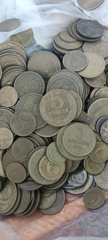 коллекция: Продаю монеты (смешанная подборка) общий вес всех монет 4.5кг — 4