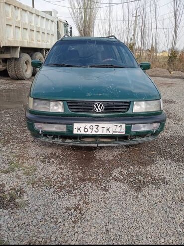 Volkswagen: Volkswagen Passat CC: 1994 г., 2 л, Механика, Бензин, Универсал