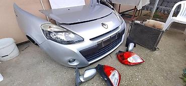 red bull nalepnice: BRANIC FAR HAUBA KRILA ZA RENAULT CLIO OD 2009. DO 2013. GOD. | — 3