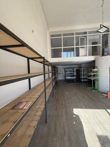 Mağazalar: İcarəyə verilən ticarət obyektı Yerləşmə: - Bakı, Z. Bünyadov — 7