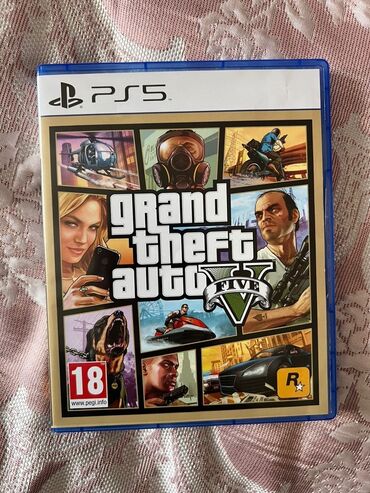 5 yas tortlari: PlayStation 5 üçün Grand Theft Auto V oyun diski. Məşhur seriyanın bu