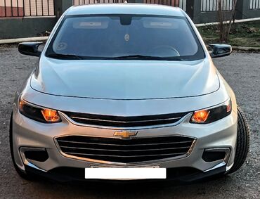 Chevrolet: Chevrolet Malibu – gümüşü rəngdə, müasir və dinamik sedan — 5