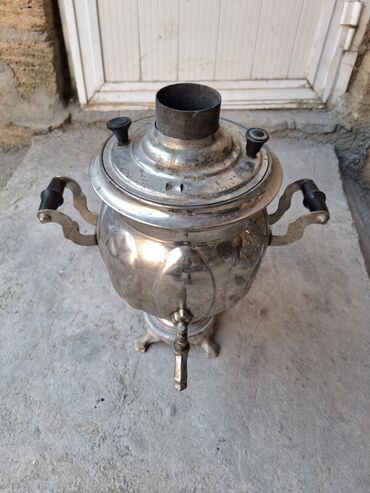 Samovarlar: İşlənmiş Od Samovar, 5 l, Ünvandan götürmə