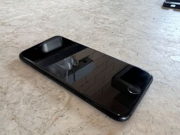 apple iphone 8: IPhone 7, 32 ГБ, Черный, Отпечаток пальца