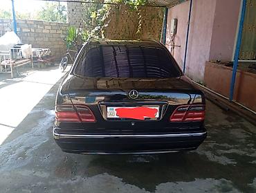 ses bogucu: Mercedes-Benz 270: 2.7 l | 2000 il Sedan — 5