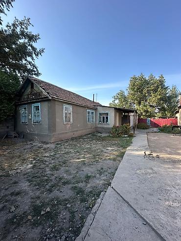 семейний баня: Продаётся дом в г. Кара-Балта, улица Почтовый переулок, 18. Основные — 5