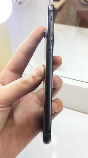 ayfon x max: IPhone 7, Qara, Barmaq izi — 7