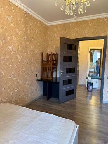 Uzunmüddətli kirayə mənzillər: 9/6 2otaq
Şəraitli 700 azn ailəliyə.
Maklerlər yığmasın -da lalafo.az — 12 Uzunmüddətli kirayə mənzillər: 9/6 2otaq
Şəraitli 700 azn ailəliyə.
Maklerlər yığmasın — 12