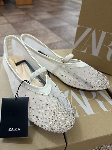 Туфли, 38, Zara, Новый, цвет - Белый, Самовывоз, Платная доставка at lalafo.kg Туфли, 38, Zara, Новый, цвет - Белый, Самовывоз, Платная доставка