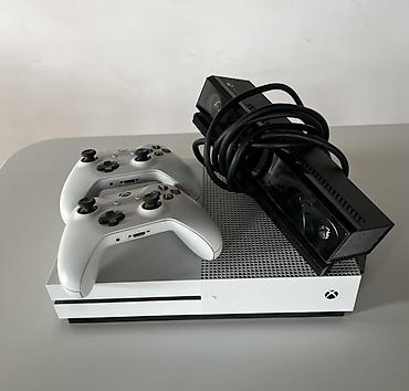 wireless speaker: Игровая консоль Xbox One S (белая) в комплекте: - Консоль Xbox One S — 1