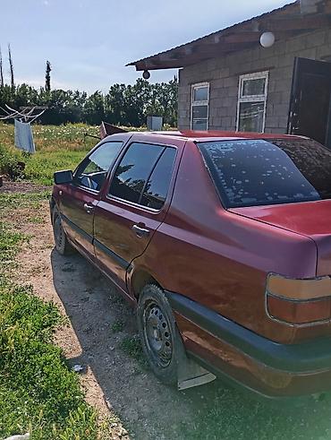 Volkswagen: Volkswagen Vento: 1993 г., Седан — 9