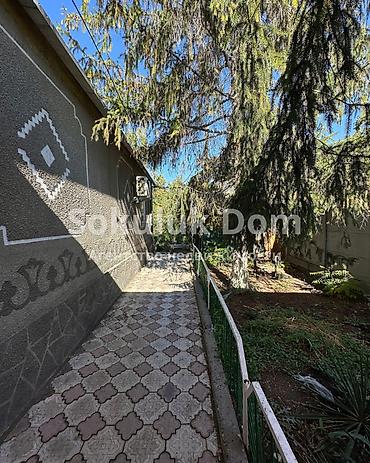 Продажа коттеджей и домов: 🏠Продается дом с. Сокулук 🟡Комнаты: 5 🟡Участок: 7 соток (по факту 26 — 3