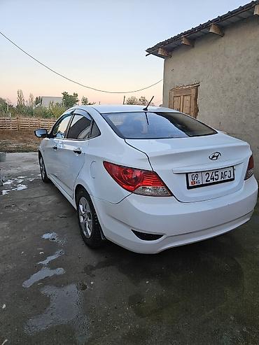 Унаа сатуу: Hyundai Solaris: 2013 г., 1.6 л, Автомат, Бензин — 4