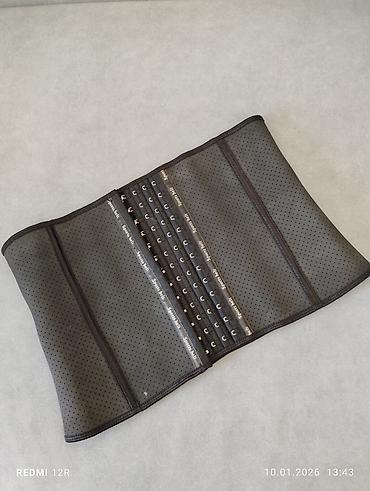 Домашние костюмы: Набор одежды и аксессуаров (черный цвет) 1) Вязаная кепка - Цвет — 9