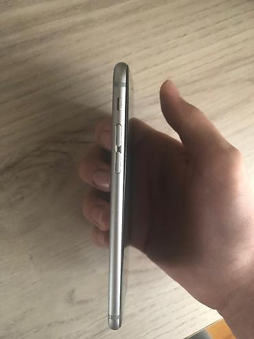 yazi makinasi: IPhone 6s, Space Gray, Barmaq izi — 1
