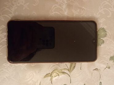xiaomi mi max 3 32gb silver: Xiaomi Mi 8, 32 GB, rəng - Qara, 
 Face ID