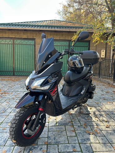 купить новый мотоцикл в бишкеке: Тип скутера 150 куб. см, Бензин, Новый