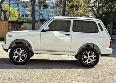 VAZ (LADA): VAZ (LADA) 4x4 Niva: 1.7 l | 2014 il 95000 km Ofrouder/SUV — 2