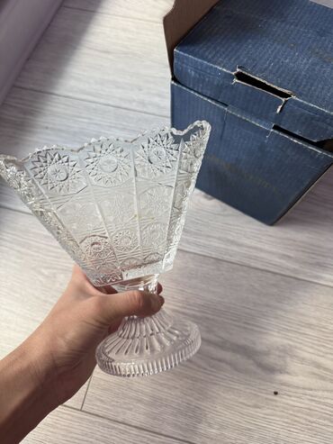 Наборы посуды: Новая посуда, тарелки, сахарница, масленка, чайный сервис, чайник — 9