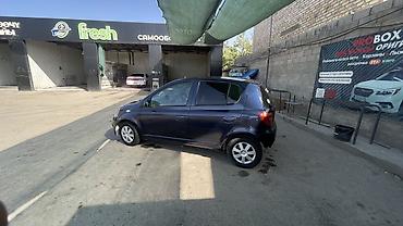exceed vx: Toyota Vitz: 2000 г., 1 л, Автомат, Бензин, Хэтчбэк — 4