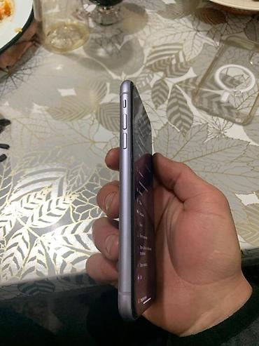 Apple iPhone: IPhone 11, Space Gray, Чехол, 80 % — 9