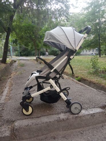 робот вектор бишкек в Кыргызстан | КОСМЕТИКА: Продаю прогулочную чемодан коляску в отличном состоянии. Не каких
