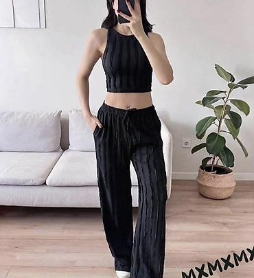 marka only: Komplet – rebrasti top bez rukava i široke pantalone. - Model: majica — 4