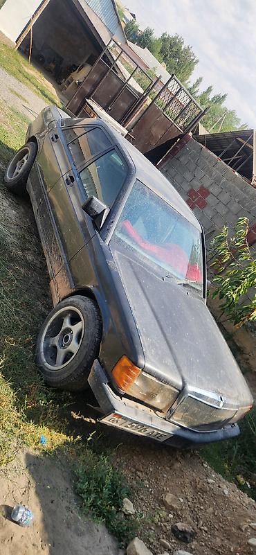 Транспорт: Mercedes-Benz 190: 1987 г., 2.5 л, Механика — 1